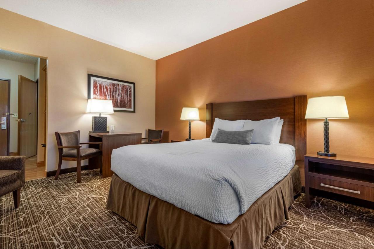 Best Western Plus Chelsea Hotel Monticello Εξωτερικό φωτογραφία