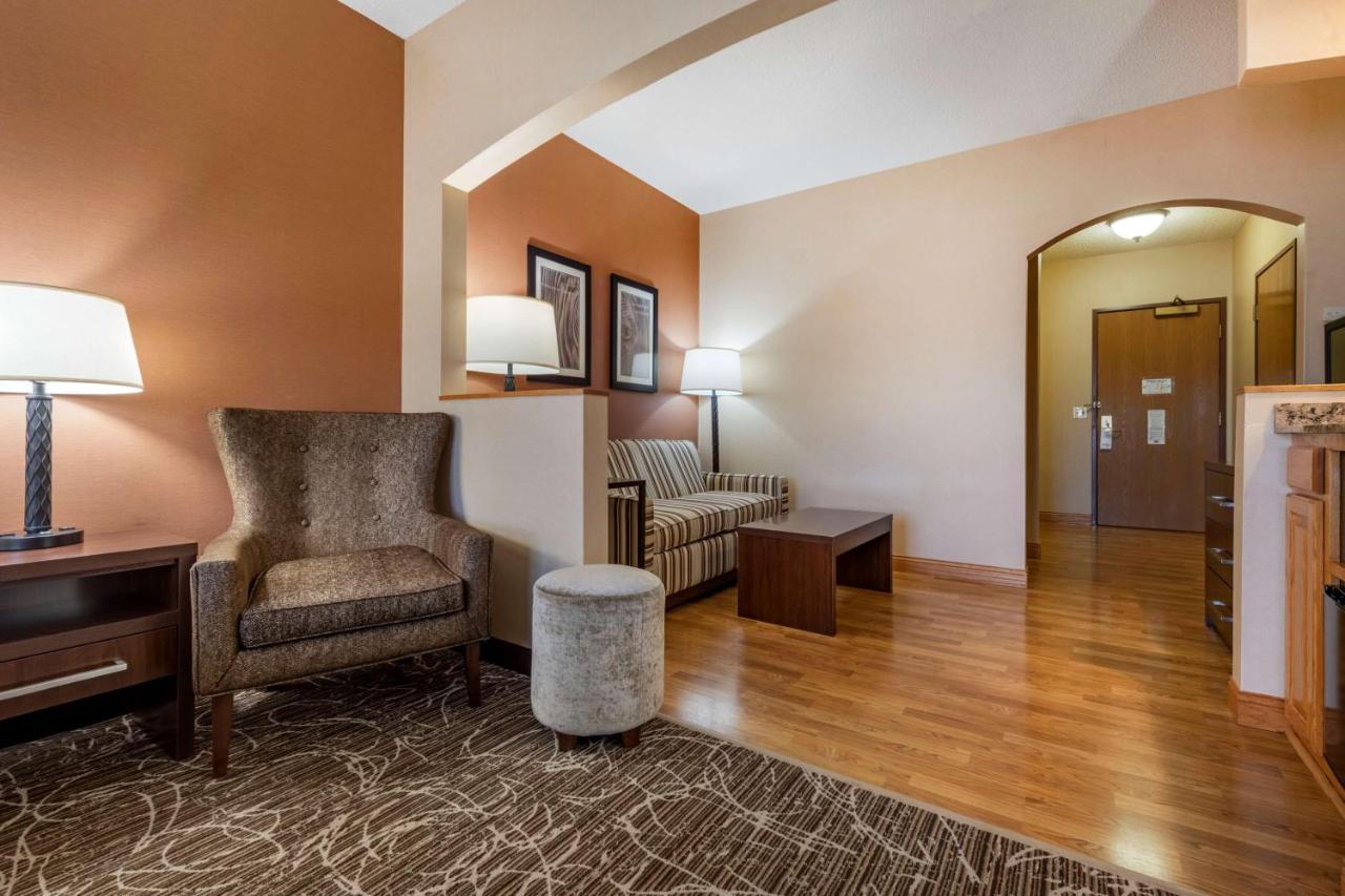 Best Western Plus Chelsea Hotel Monticello Εξωτερικό φωτογραφία