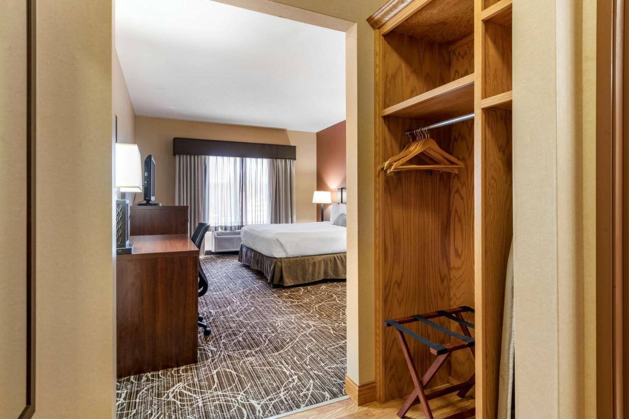 Best Western Plus Chelsea Hotel Monticello Εξωτερικό φωτογραφία