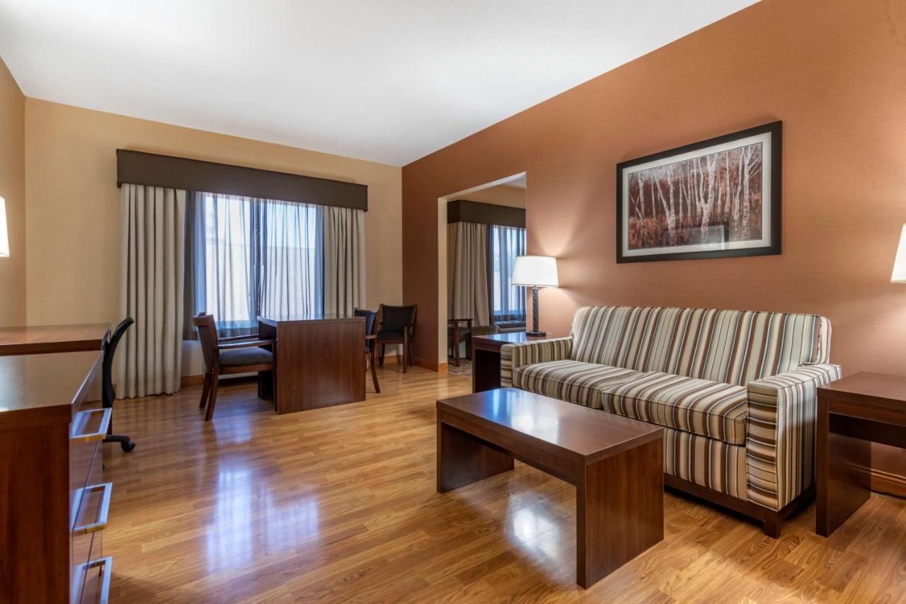 Best Western Plus Chelsea Hotel Monticello Εξωτερικό φωτογραφία